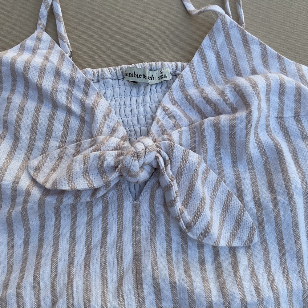 Abercrombie & Fitch, Tan/White Striped Knot-front Crop Top, Small - Picture 2 of 3